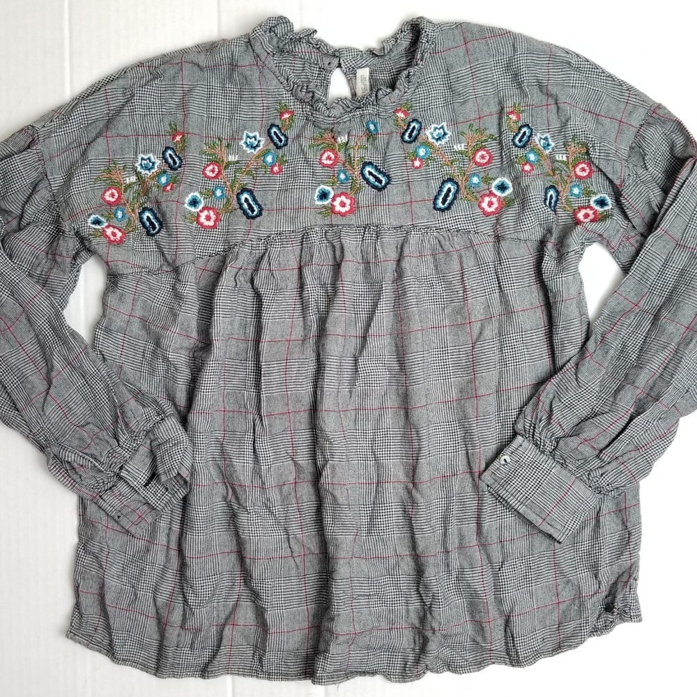 LEE COOPER Floral Embroidered Boho Plaid Peasant Top